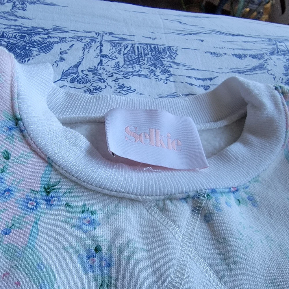 Selkie Pastel Floral Puff Sleeve Blouse XS - Picture 2 of 8